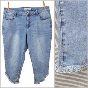 Est 1946 Capri Jeans Plus 16W 37" X 21.5" Pants High Rise 16 Stretch Embroidered